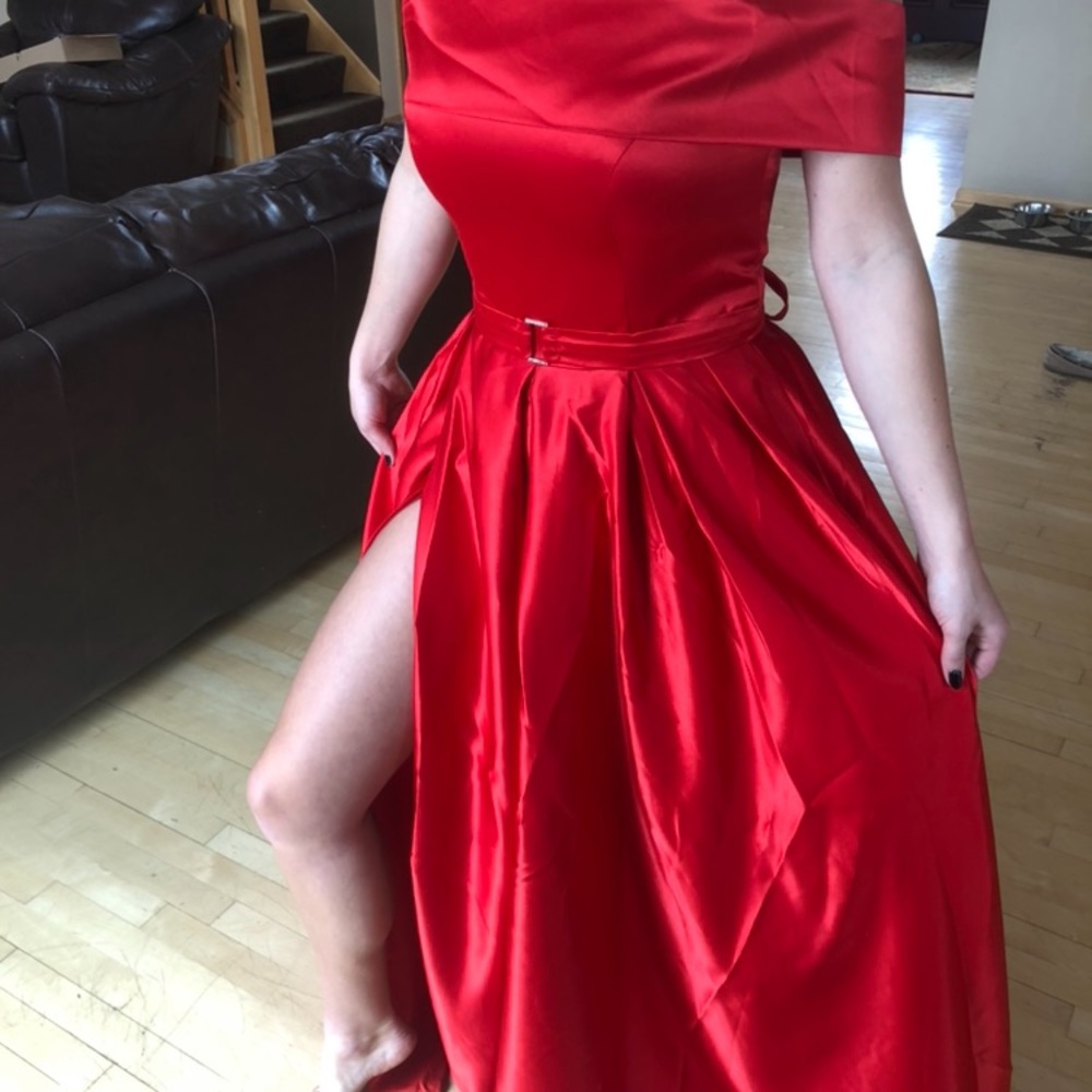 Red Prom Dress - Picture 6 of 7